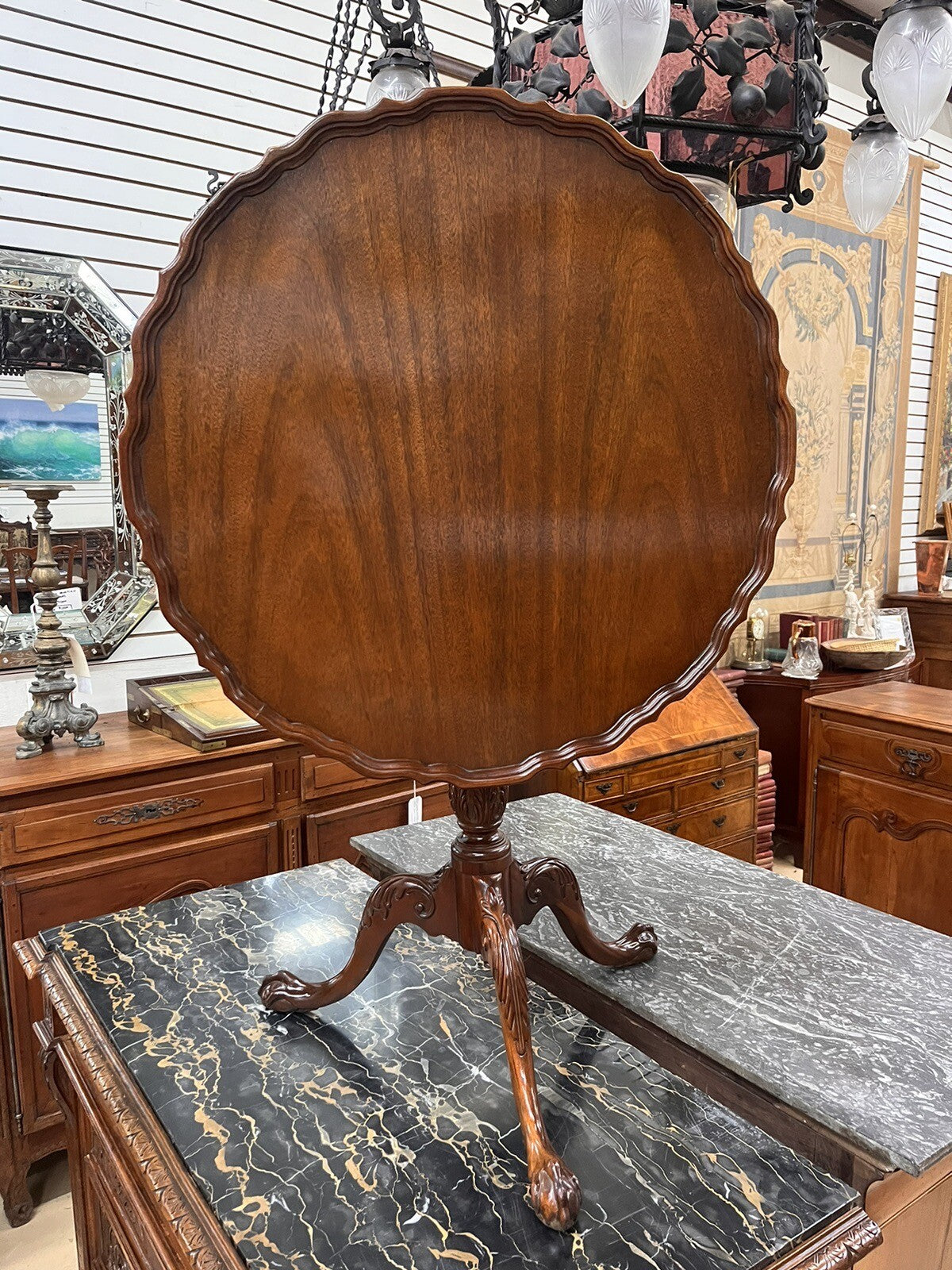 BAKER MAHOGANY PIE-CRUST TILT-TOP TRIPOD TEA TABLE BIRDCAGE