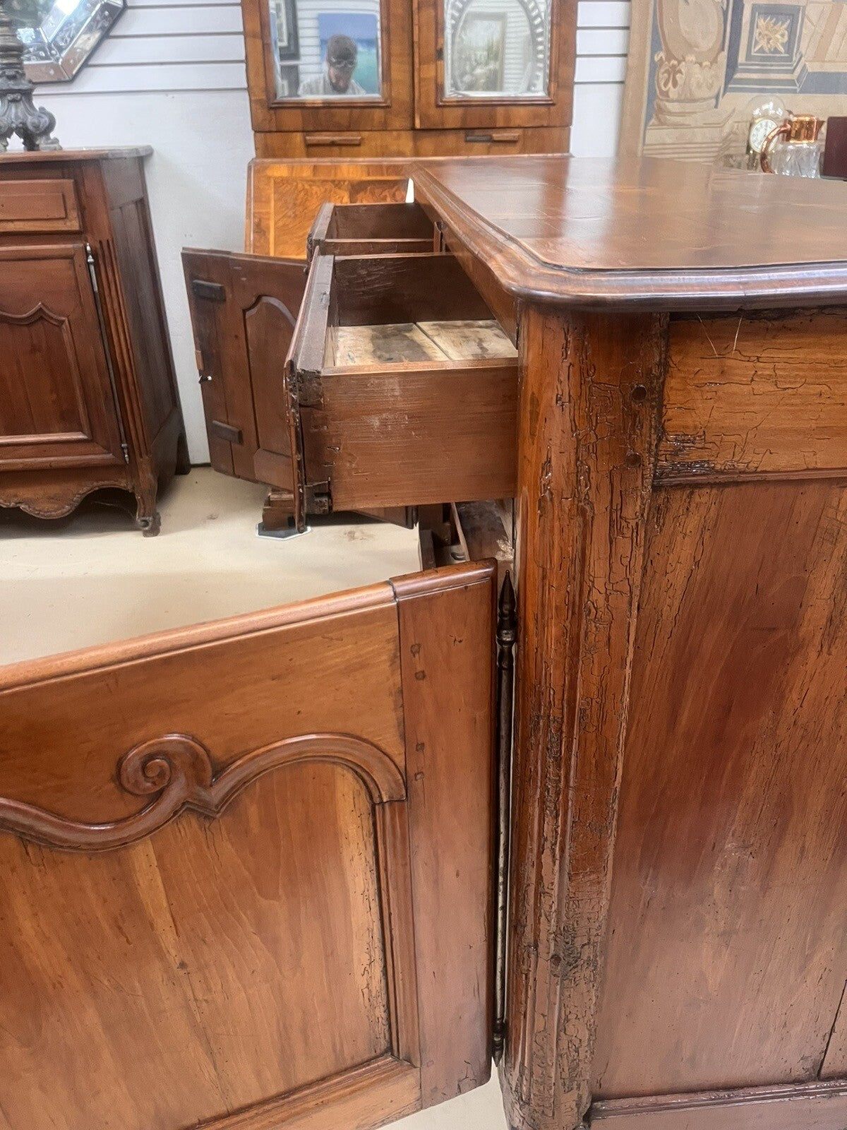 ANTIQUE FRENCH PROVINCIAL FARMHOUSE FRUITWOOD CHEST COMMODE DRESSER