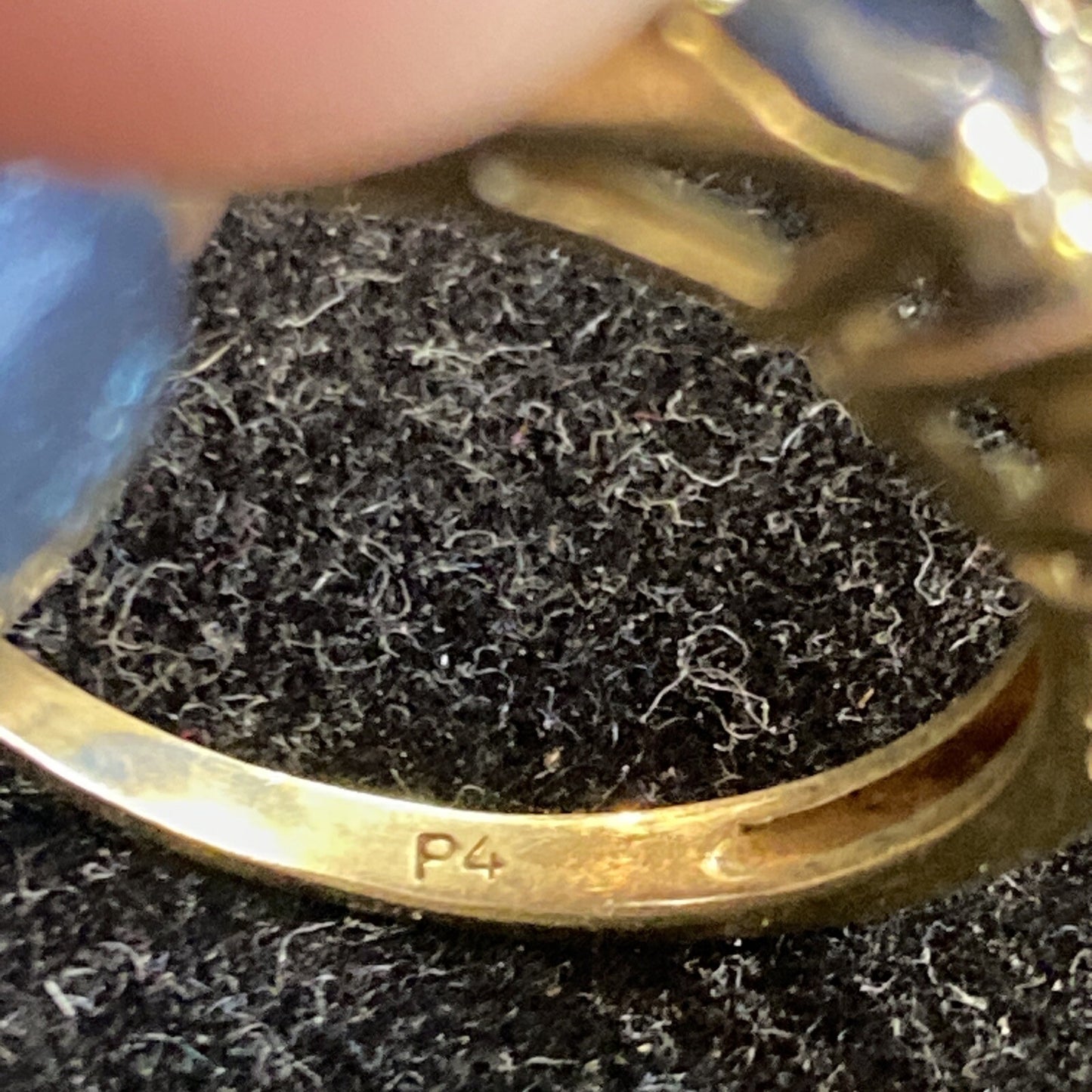 10K Yellow Gold Size 7.75 Sapphire Ring 2.7g