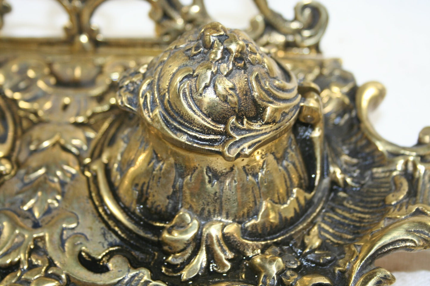 Antique Brass Desk Set 2 Ink Wells w Hinged Lids all works fine  13.5" wide