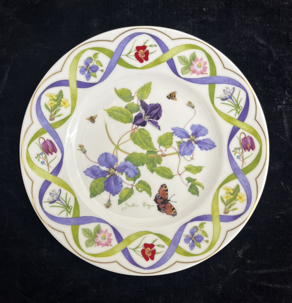 Wedgwood "The Flower Artists of Kew" Clematis Plate - 8.25"