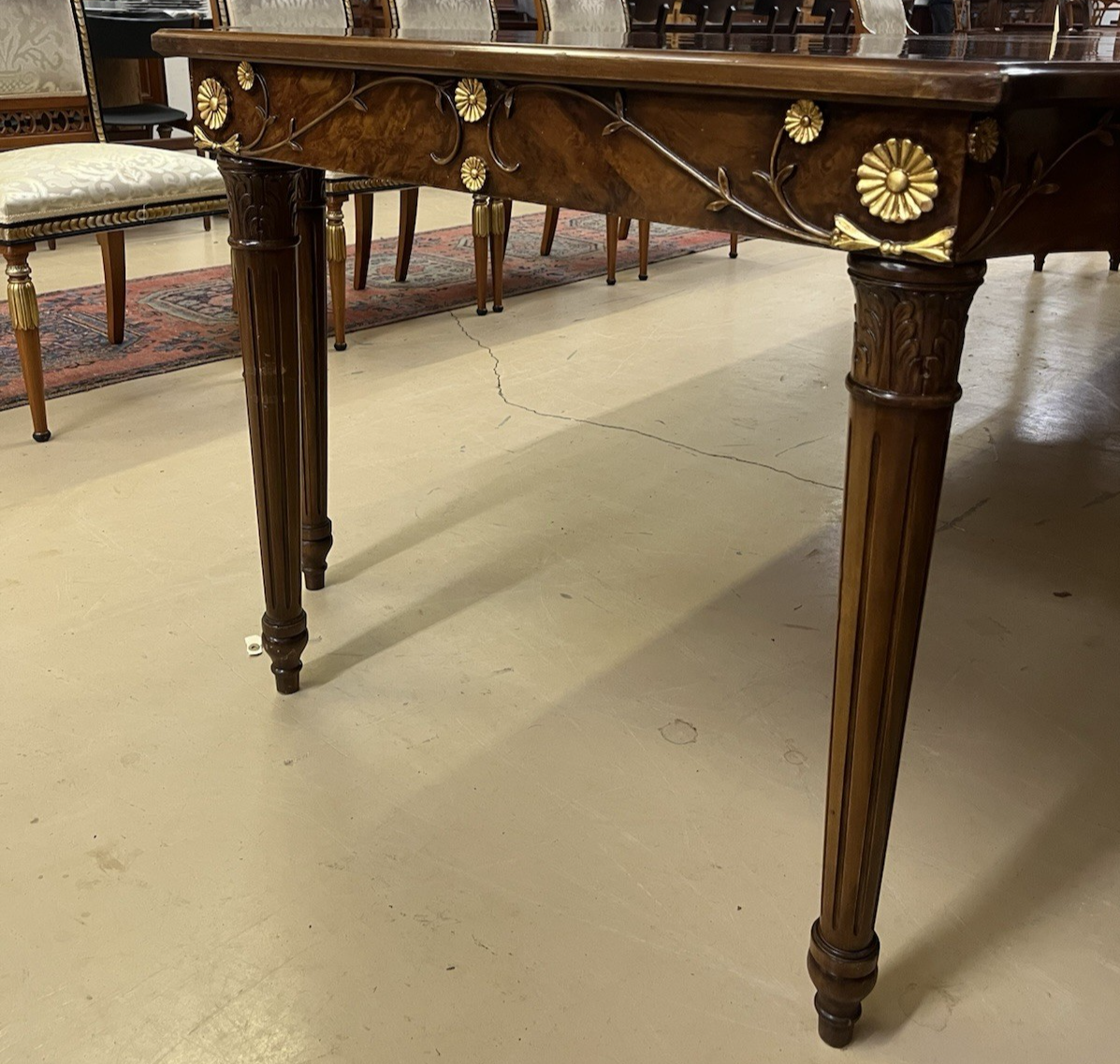 EJ VICTOR NEWPORT REGENCY STYLE TABLE w/ LEAVES 142"-99"