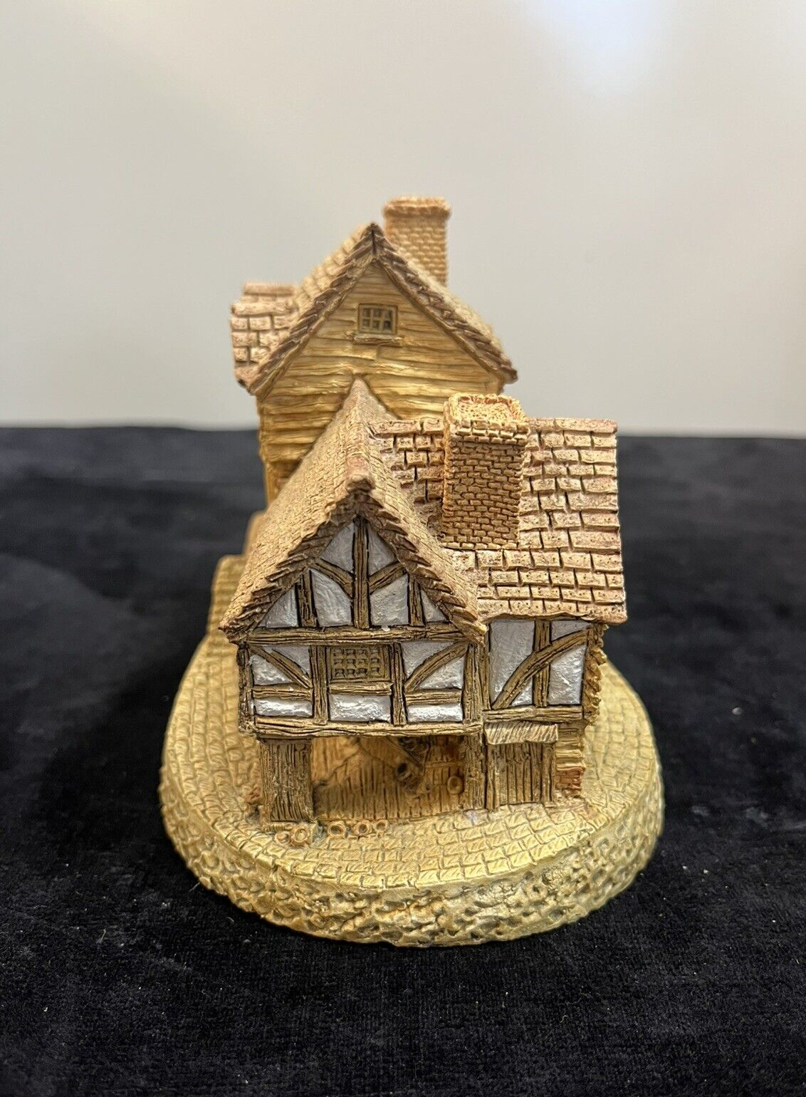 David Winter Market Street - 1980 - w/ box + COA