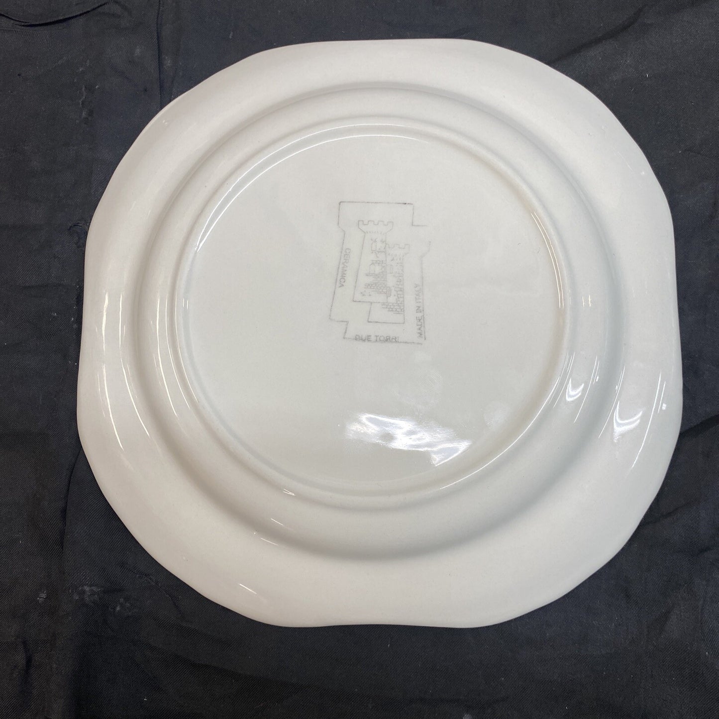 Ceramica Due Torri Italy 8 1/2" Salad Plate KM17