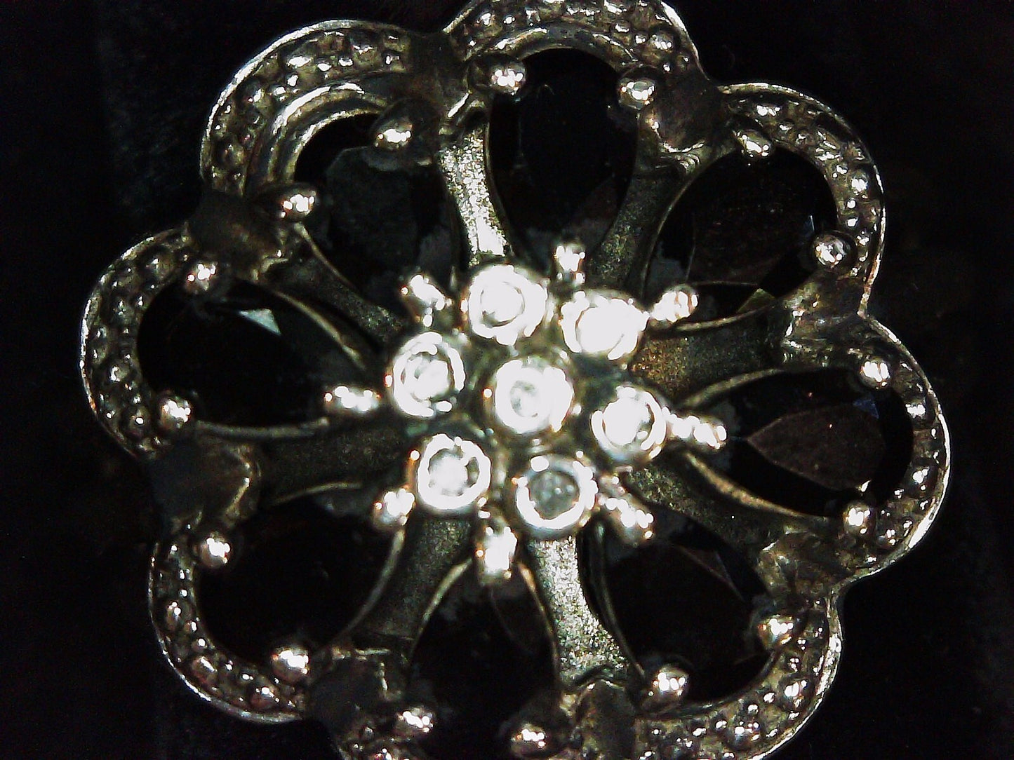 Sterling Silver 925 Onyx & CZ Stones Flower Shaped Ring SZ 7 7.2g