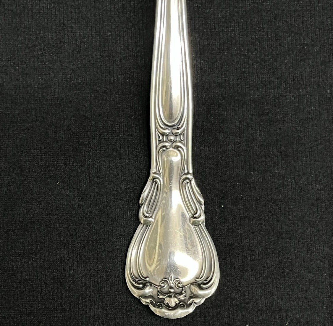 Gorham Chantilly Sterling Silver 68.12g Serving Tablespoon 8 3/8"