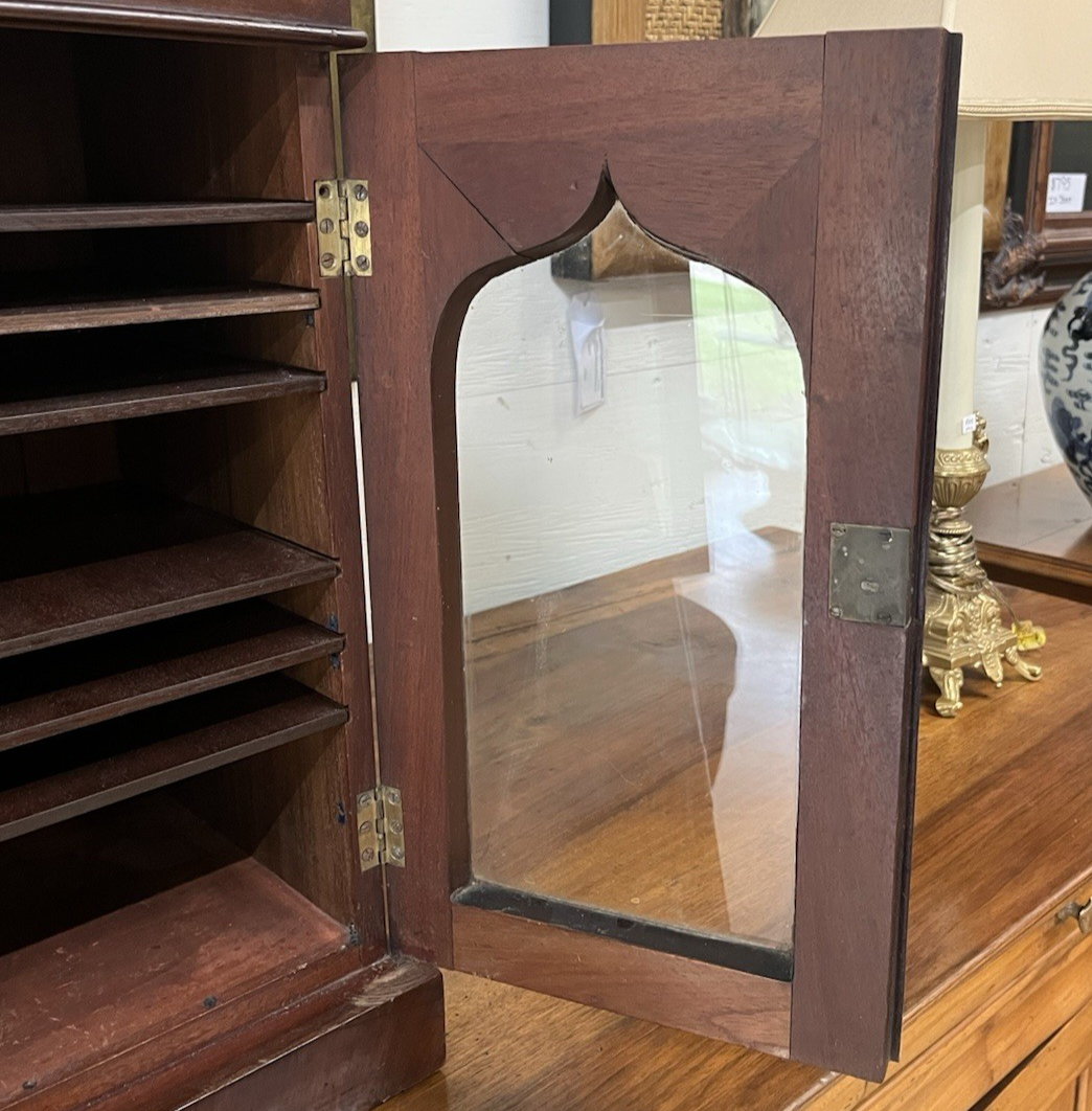 ENGLISH MAHOGANY TABLETOP COLLECTOR'S CABINET 20 5/8" TALL