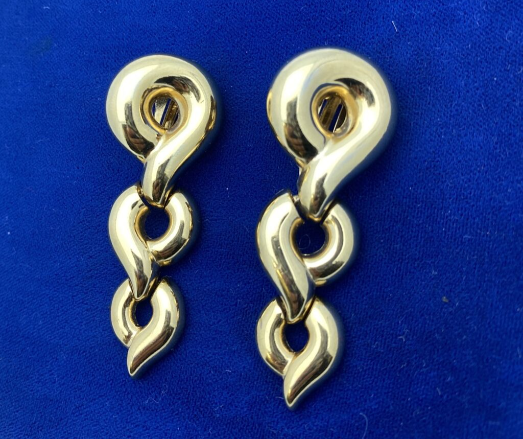 Erwin Pearl Gold Dangle Clip on Earrings