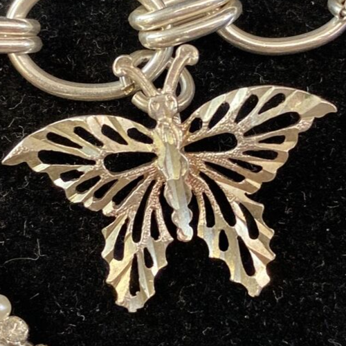 643c6aea-6b3b-435f-a10d-26781dd518ea