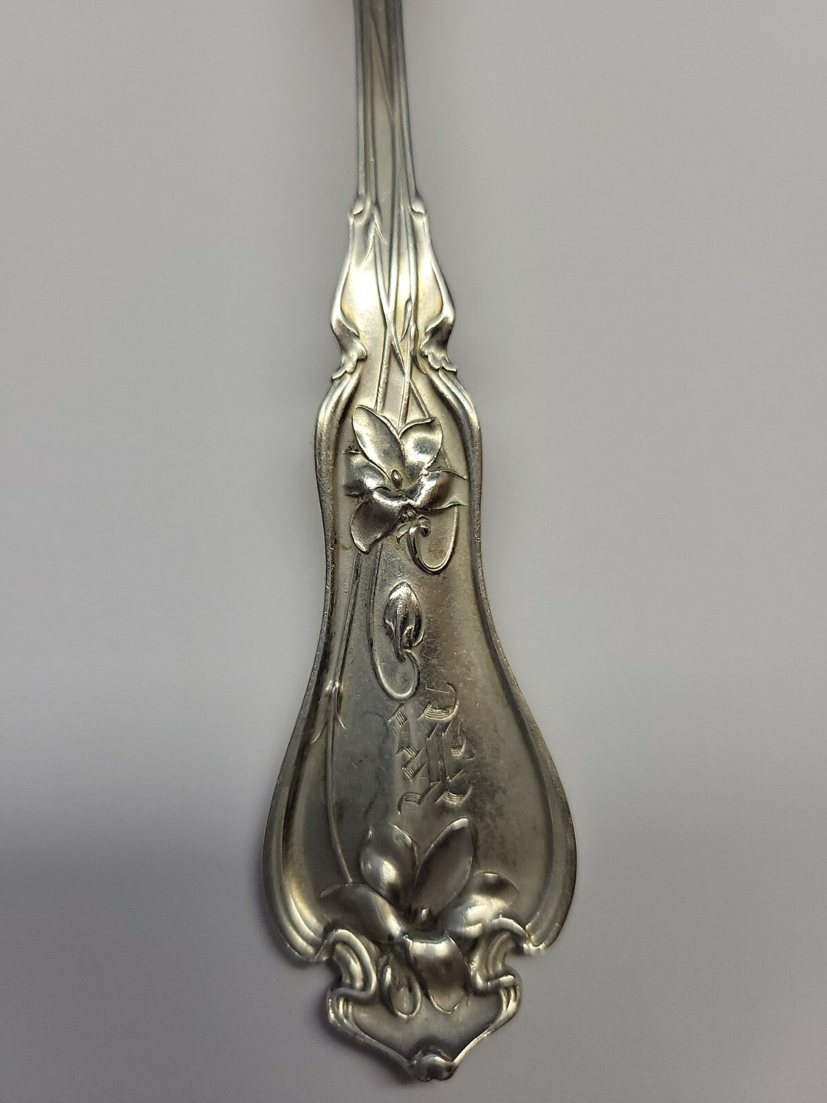 Violet By Whiting Sterling Silver Round Bowl Soup Spoon  Gumbo 6 7/8" 1905 Mono