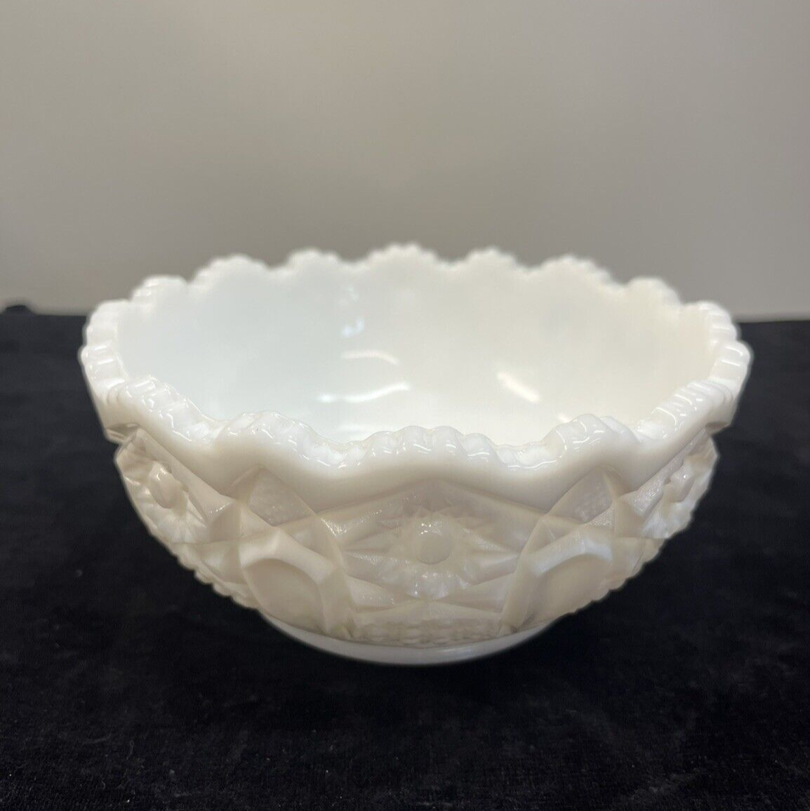 Nappy Bowl with Handle White Milk Glass L E Smith Quintec Pattern