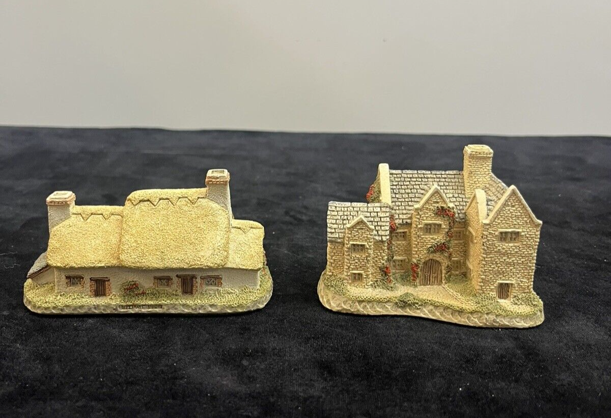 David Winter Cottages Lot Of 4: Yeoman’s Farm, Blackfriars, Craftsman, Miners