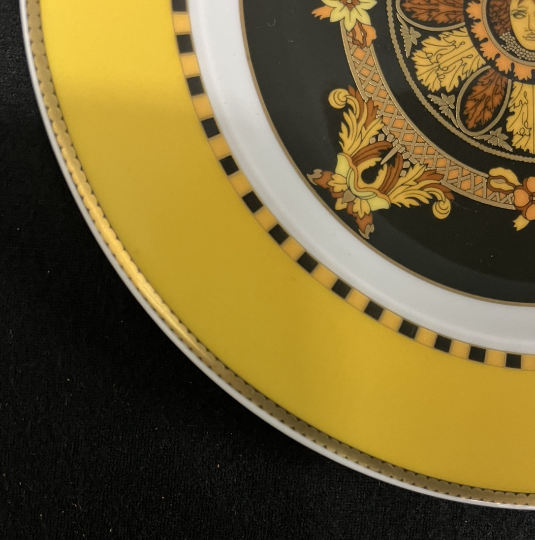 VERSACE BAROCCO BREAD PLATE MEDUSA ROSENTHAL  7.25"