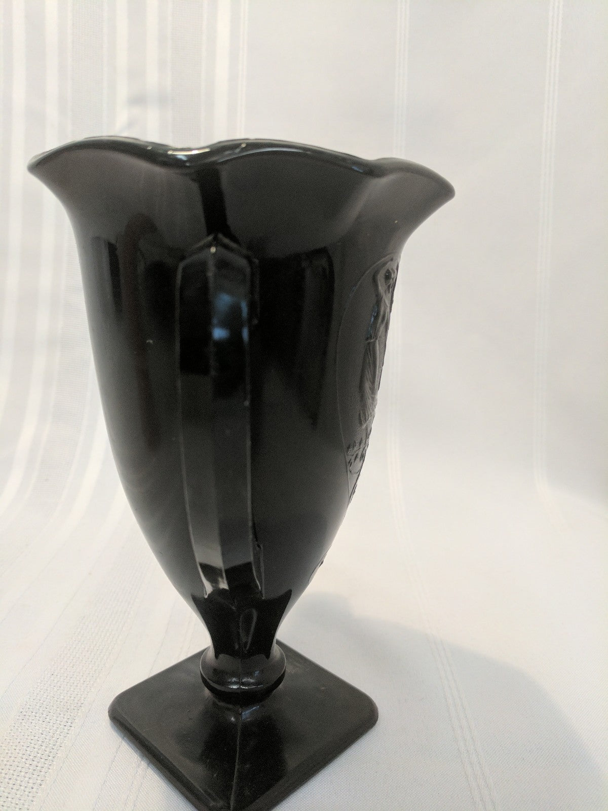 Vintage L.E. Smith Black Amethyst Glass  2 Handled Urn or Vase 1930's Very Nice!