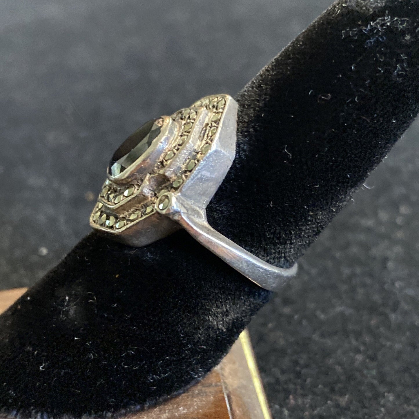 Sterling Silver 925 Faceted Black Onyx & Marcasite Stones Ring SZ 6.5 6.1g JM18