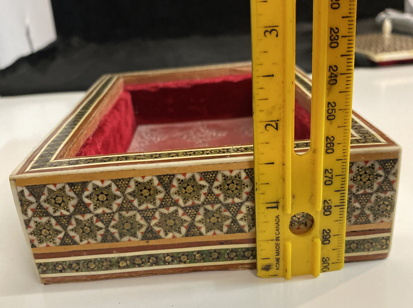 Vintage Wooden Inlaid MosaicTrinket Box BH131