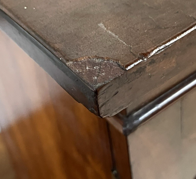 ENGLISH MAHOGANY TABLETOP COLLECTOR'S CABINET 20 5/8" TALL