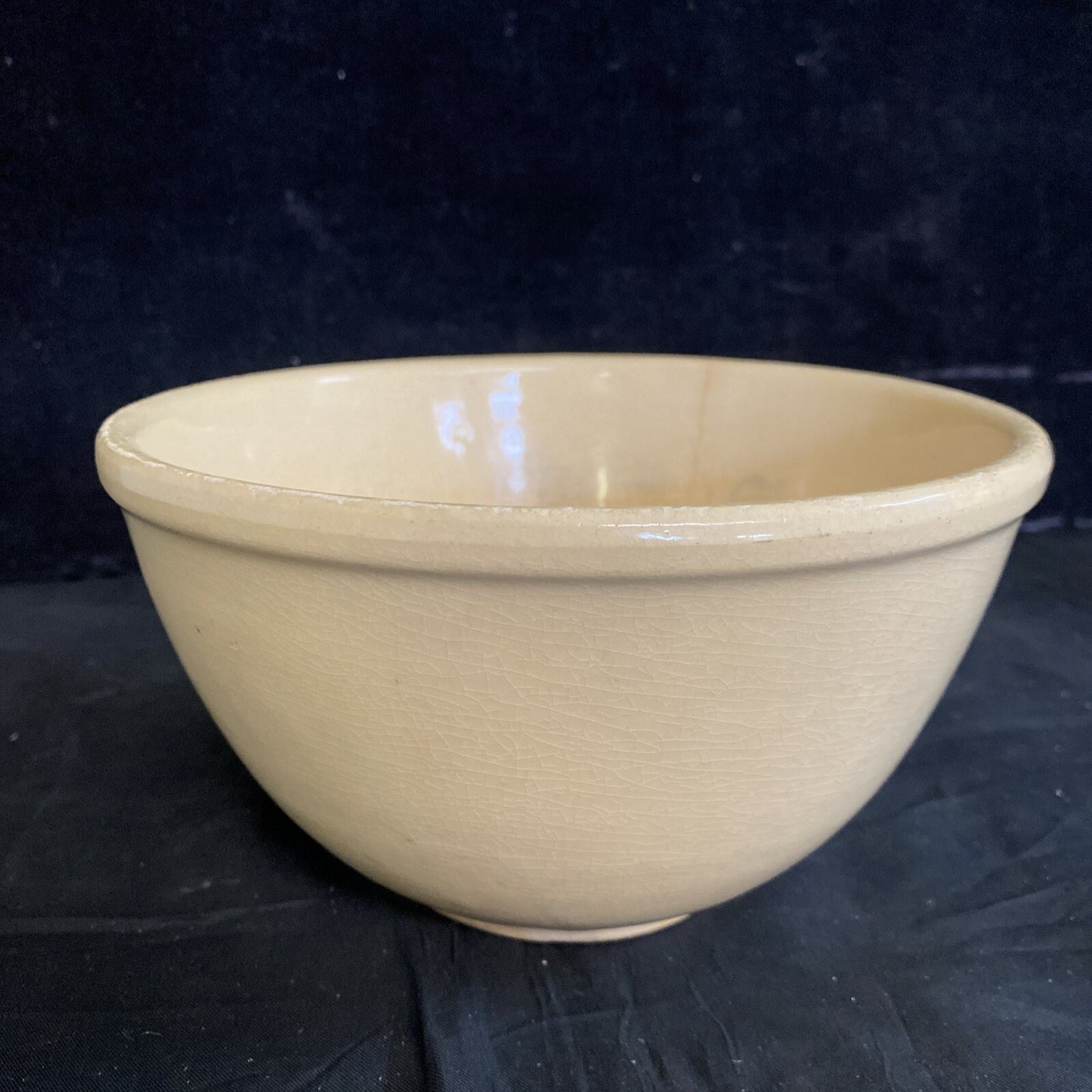 Watt Ware USA Apple 7 1/4" Bowl #7 Farmer's Co-Op Cry. Ass'n.