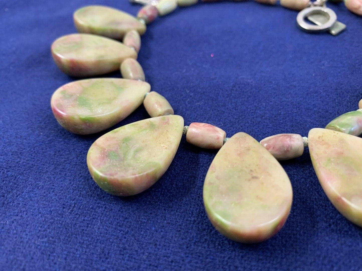 Zahara Vintage Green -Pink  AGATE Stone Collar NECKLACE toggle closure 16 1/4"
