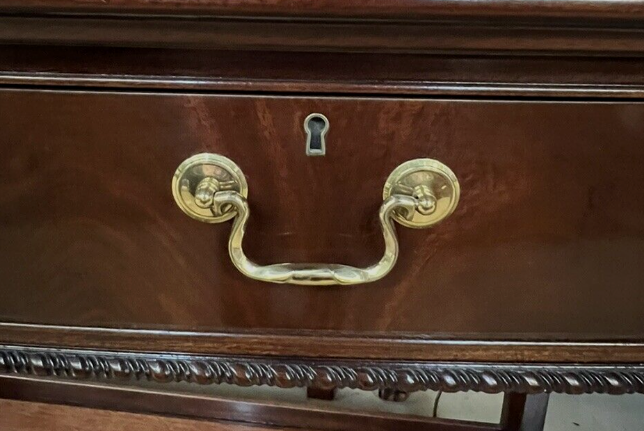 HICKORY CHAIR CO HISTORIC JAMES RIVER COLLECTION 2 TIER SERVER SIDEBOARD CONSOLE