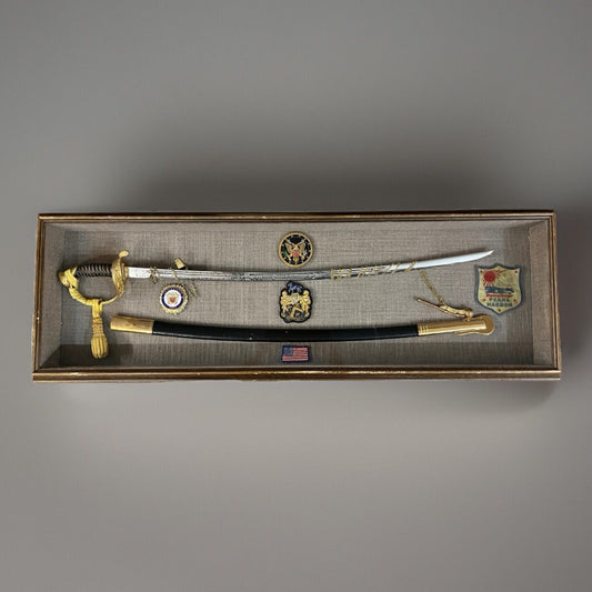 Marine Officer NCO Mameluke Sword & Scabbard 4 Patches Navy Badge in Shadow Box