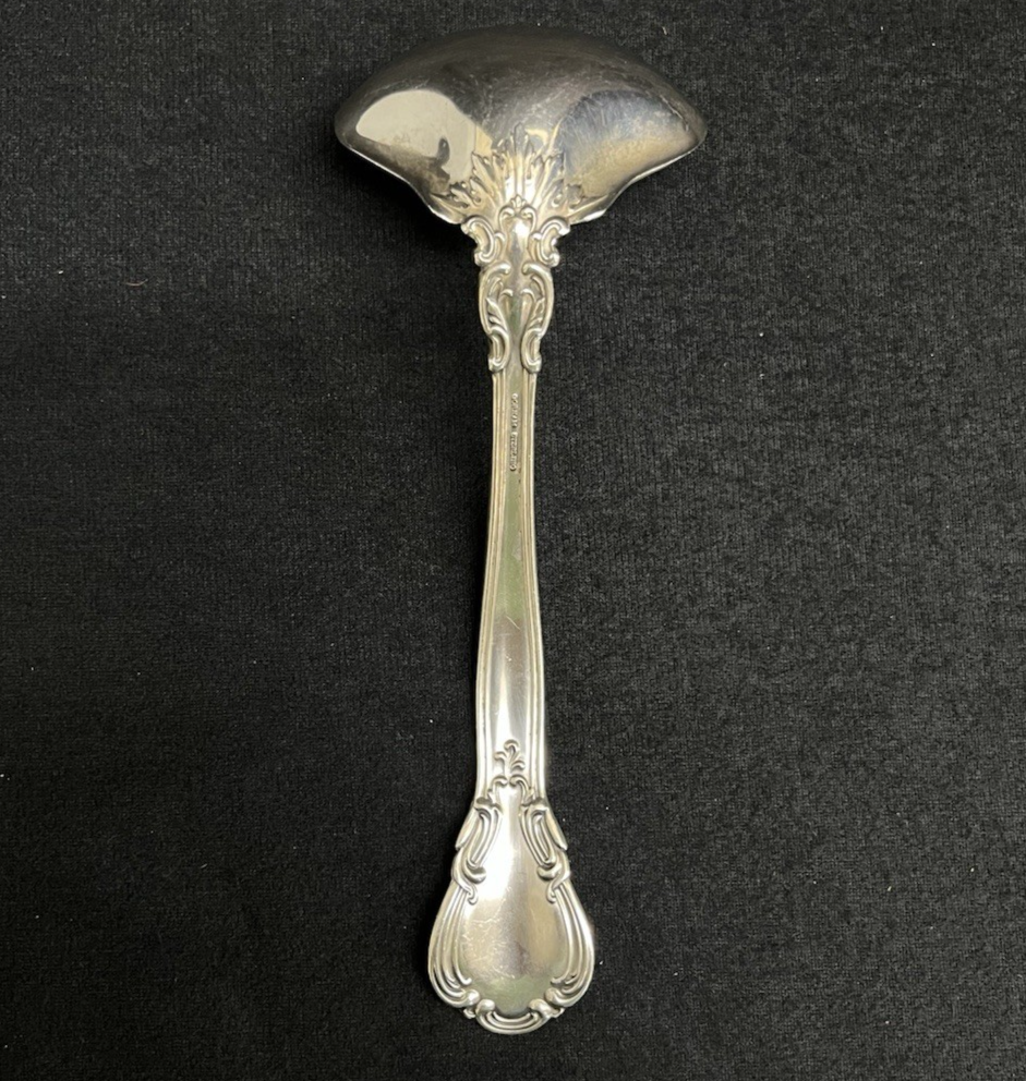 Chantilly by Gorham 71.1g Sterling Silver Solid Gravy Ladle 6 3/4"
