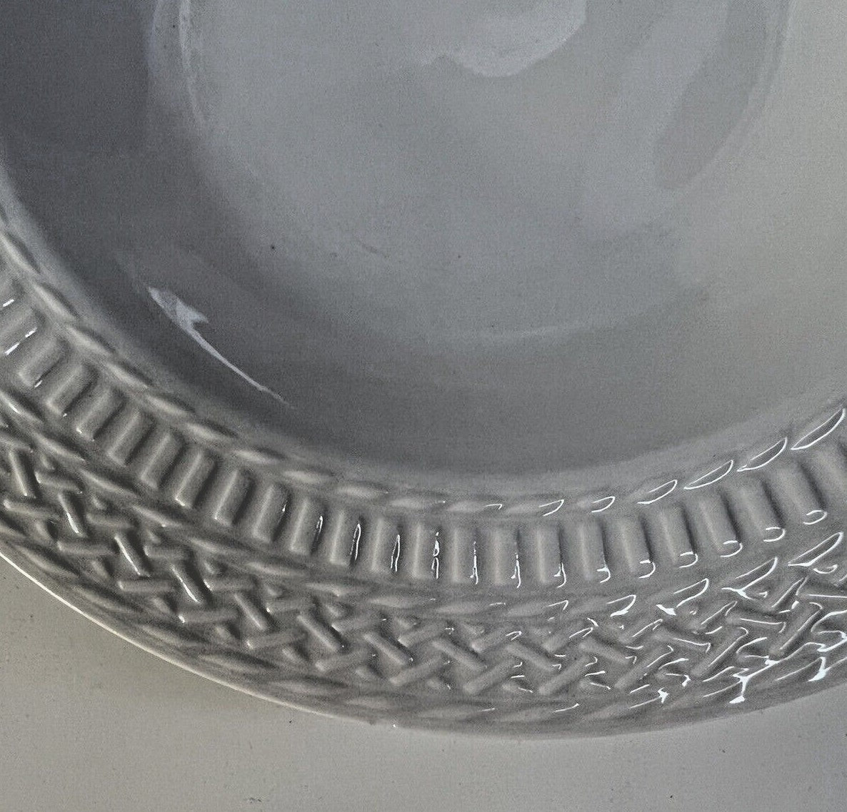 Set of 8 Livingquarters White Rim Soup Bowls, 9"  Free shipping