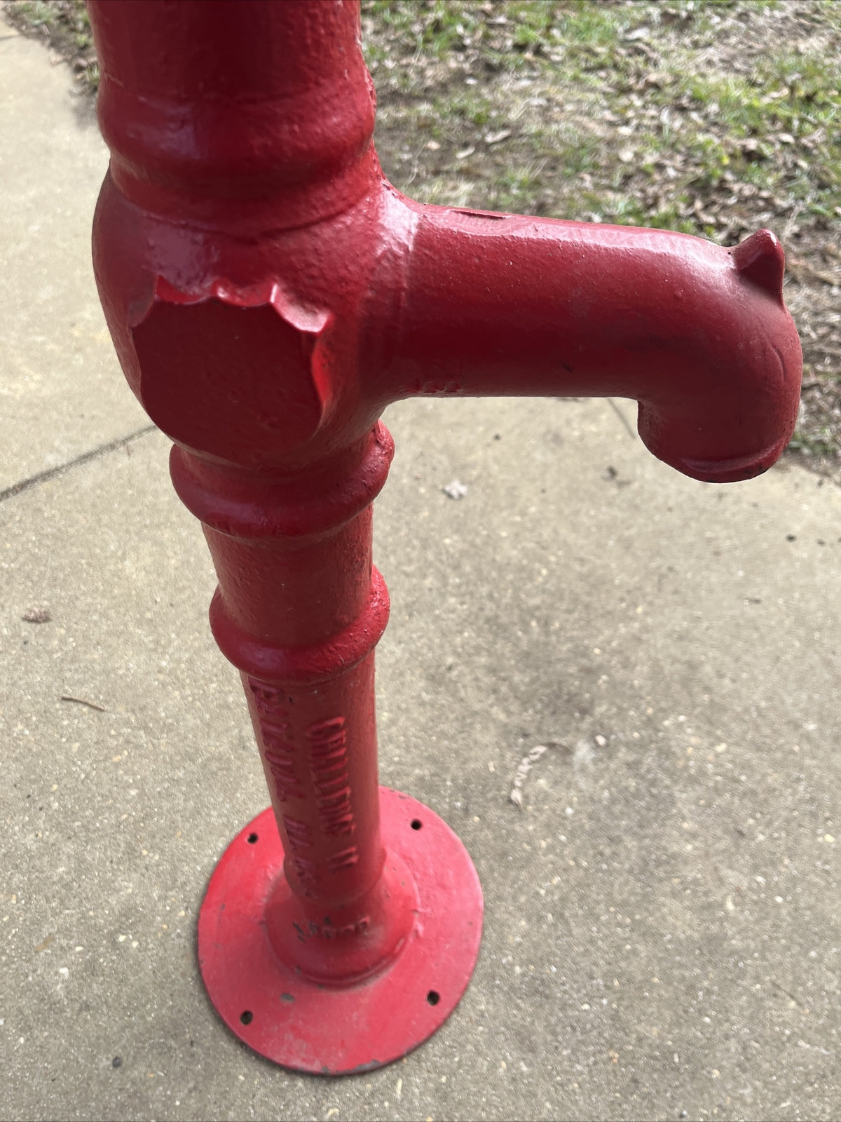 Vintage Red Challenge Co Batavia ILL Cast Iron Antique Hand Water Well Pump