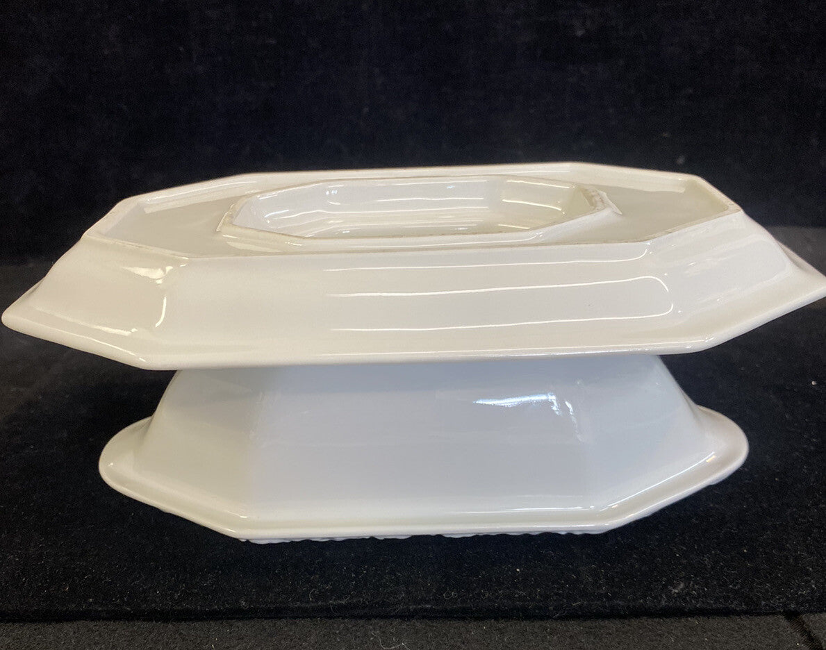 Rosenthal Classic Rose Maria White Gravy Boat with Attached Underplate