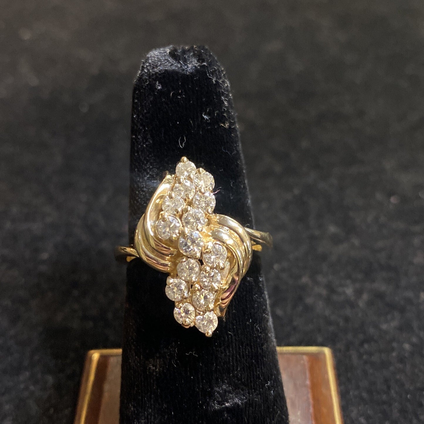 14K Yellow Gold Diamond Cluster Ring, Size 6.25, 3/4 ct TW, 6.2g