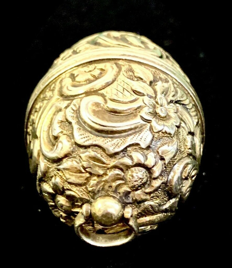 Ornate Silver Gilt Repousse Cachou Patch Snuff Box Georgian London 1760 Pendant