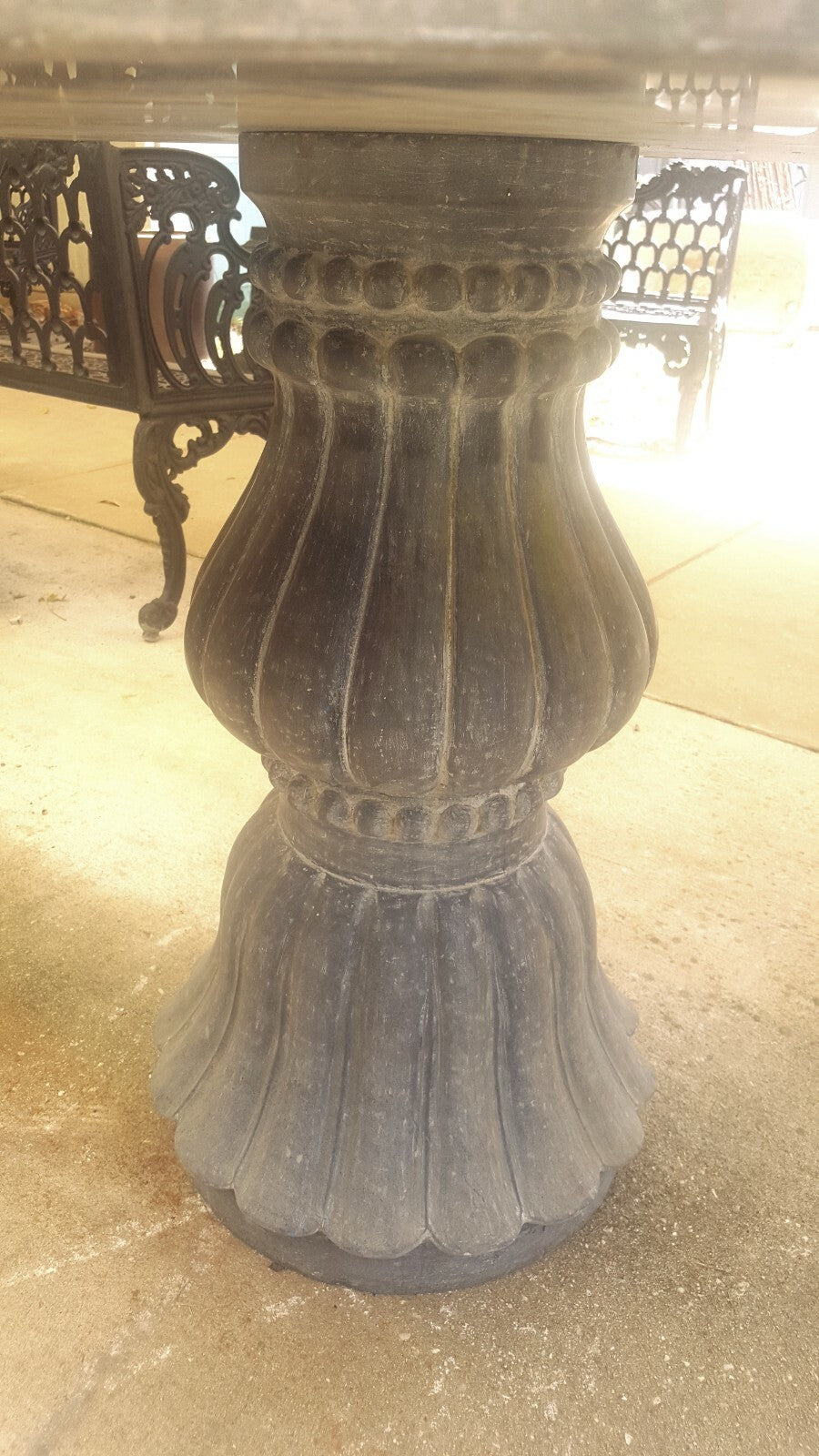 Gray Marble Round 47" Diameter Pedestal Table Patio Entryway Foyer Center Table