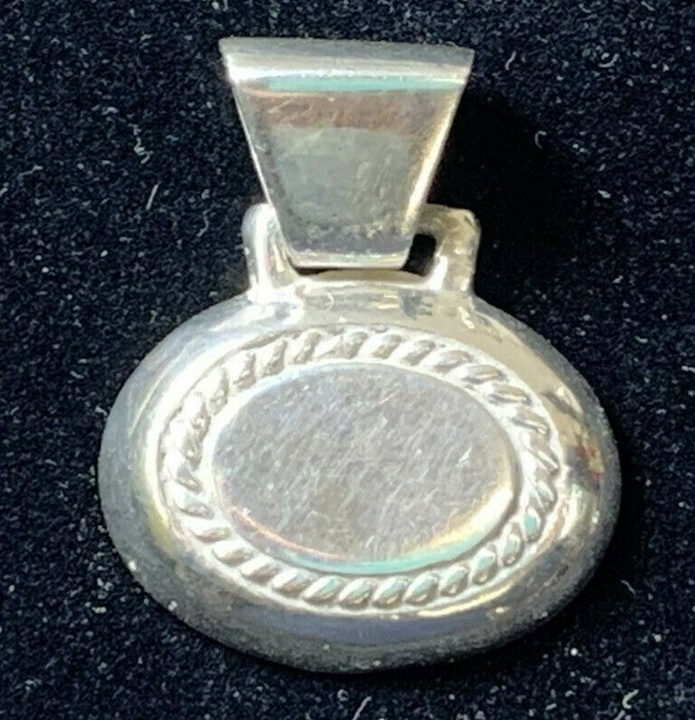 Sterling Silver small oval slide  pendant edge engraving design 8.5g