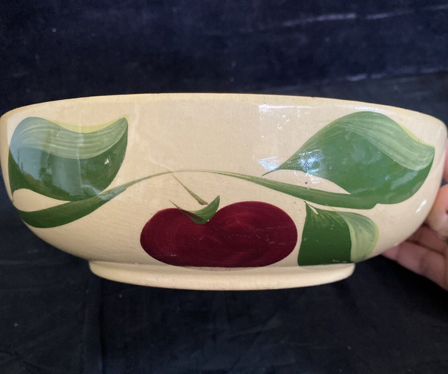 VINTAGE WATT U.S.A. 8 1/2” APPLE WIDE BOWL #96