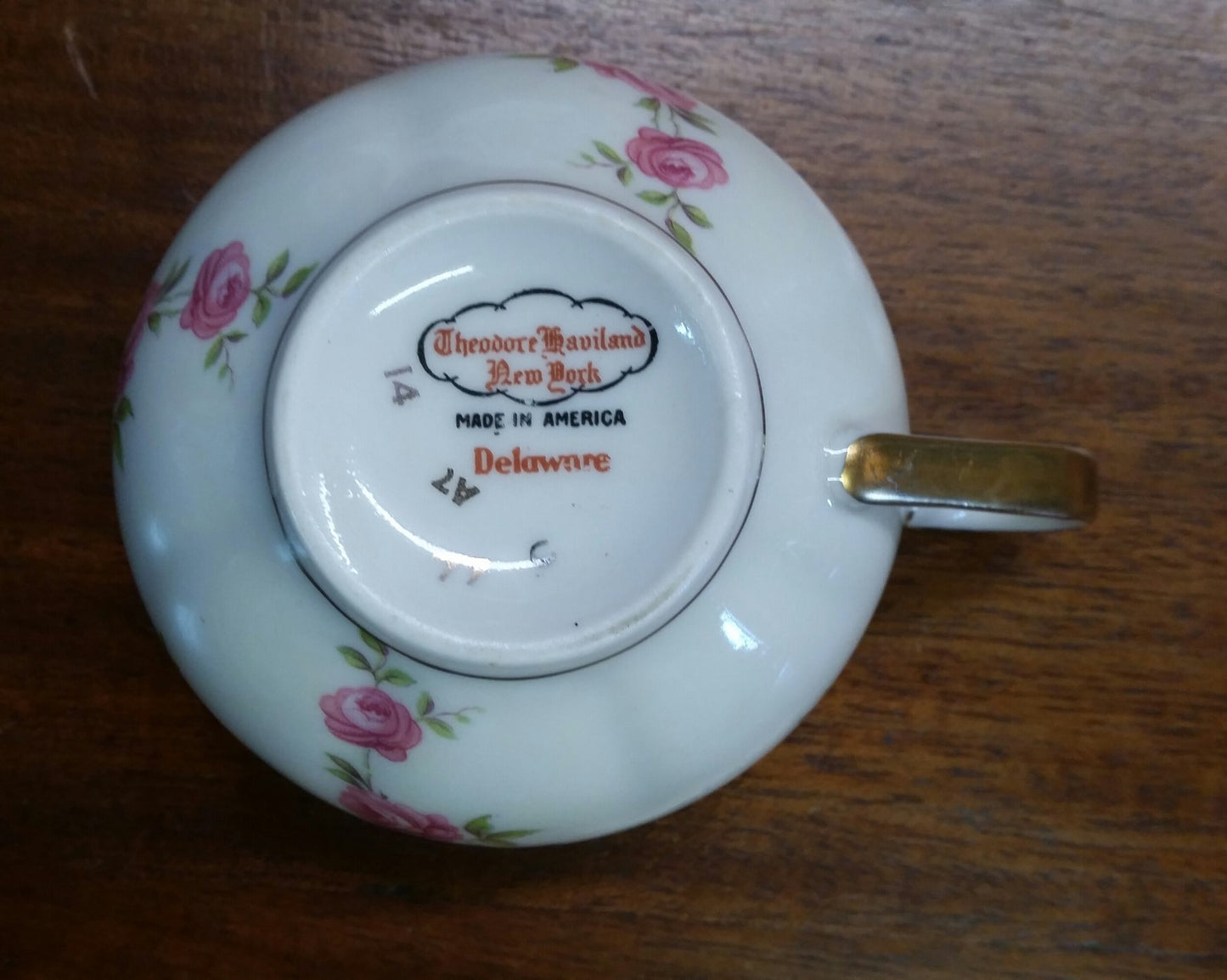 22 Pieces THEODORE HAVILAND DELAWARE (NEW YORK) 6 dinner & 6 b b plates, 5 C&S