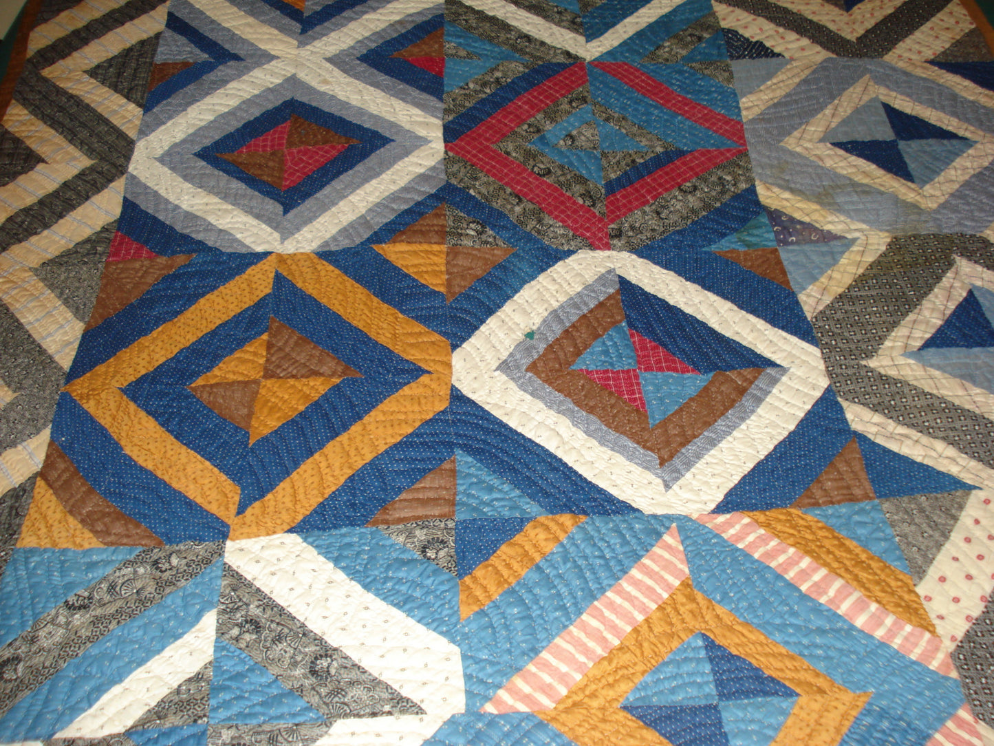 VINTAGE BLUE HANDSTITCHED PATCHWORK APPLIQUE CRAZY QUILT/BEDSPREAD/COMFORTER