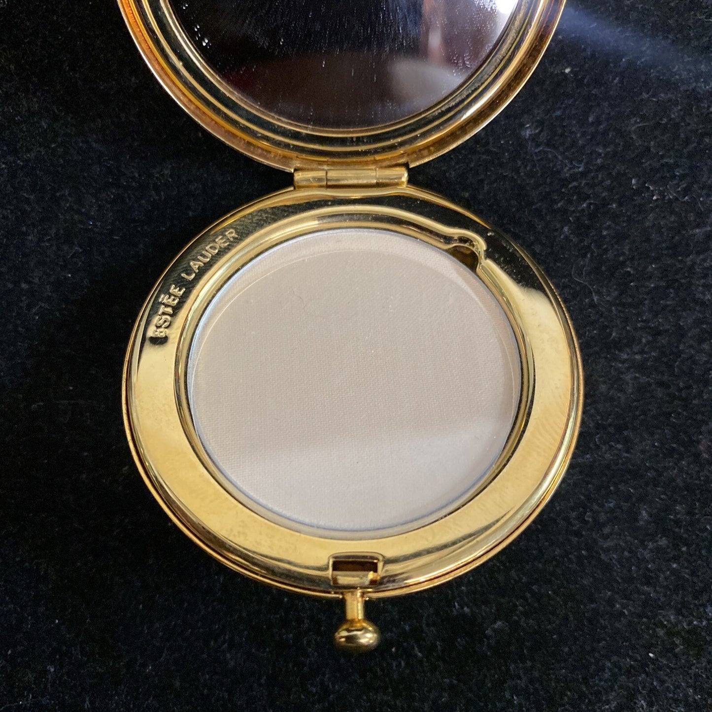 NIB Estee Lauder After Hours Slim Compact Lucidity 06 Transparent translucent