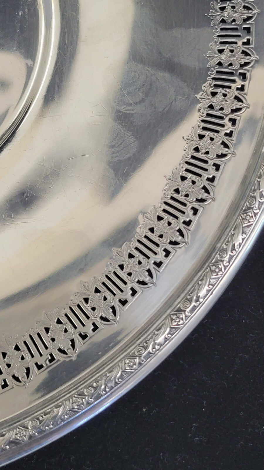 Sterling Silver .925 Plate 10"  Pierced Edge #8360  Baker Manchester Co 310 g NM