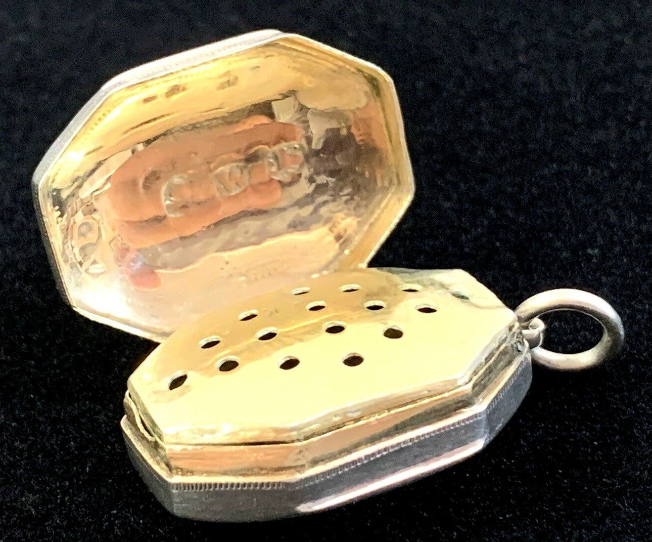 - JOSEPH WILLMORE GEORGIAN ENGLISH STERLING SILVER VINAIGRETTE BIRMINGHAM 1814