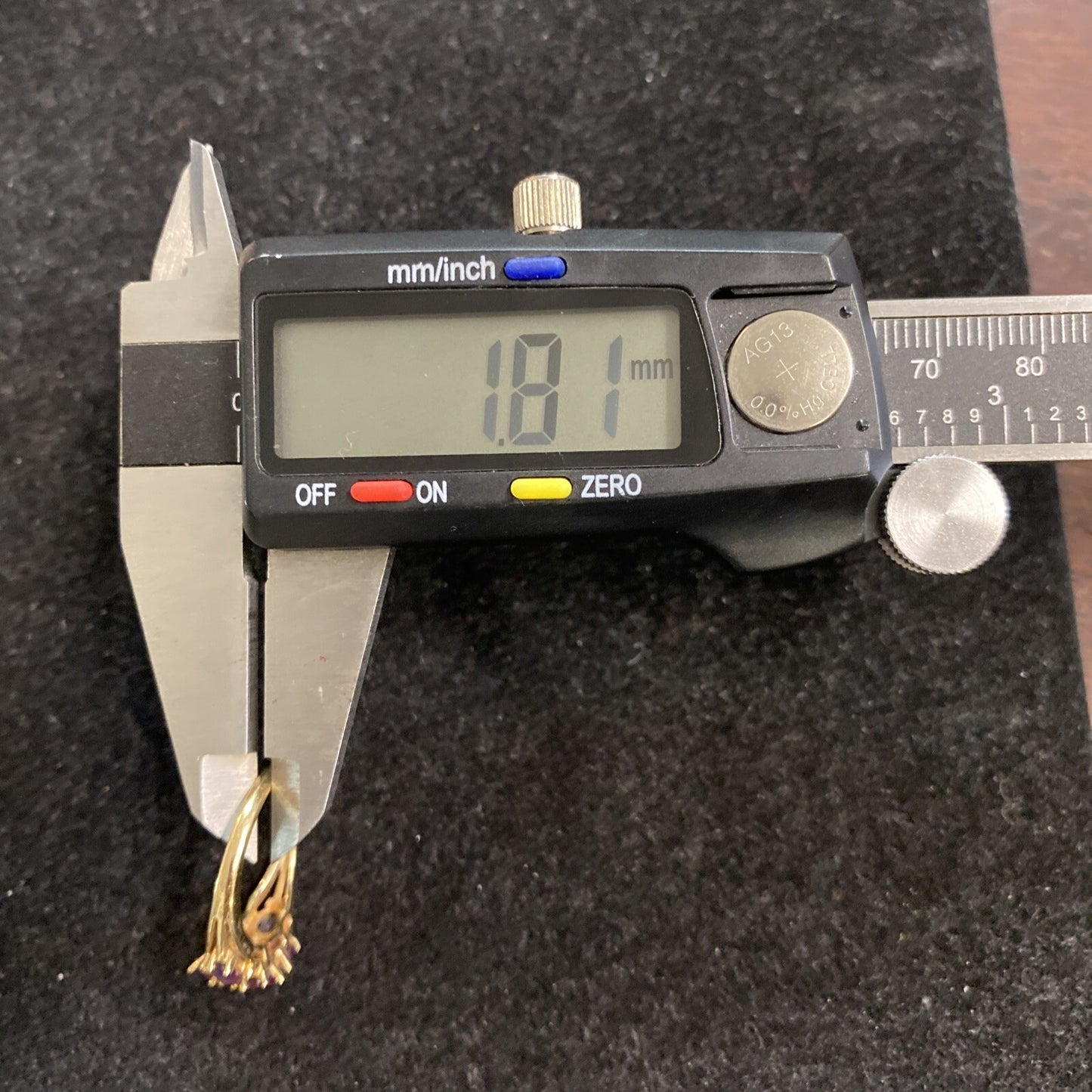 3g 14K Yellow Gold Multi Amethyst Stone Ring Size 6.75 ZRW Jewel America NYC