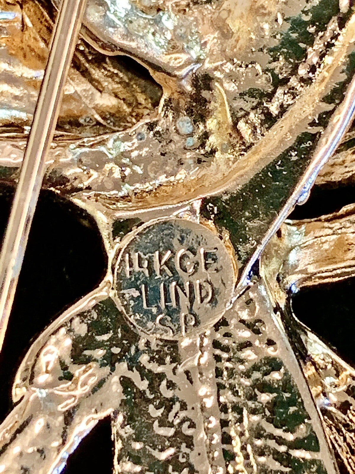 Lind  Signed 14KEP Exotic Bird Parrot Pin Brooch Multicolor Rhinestones 3 1/4" H