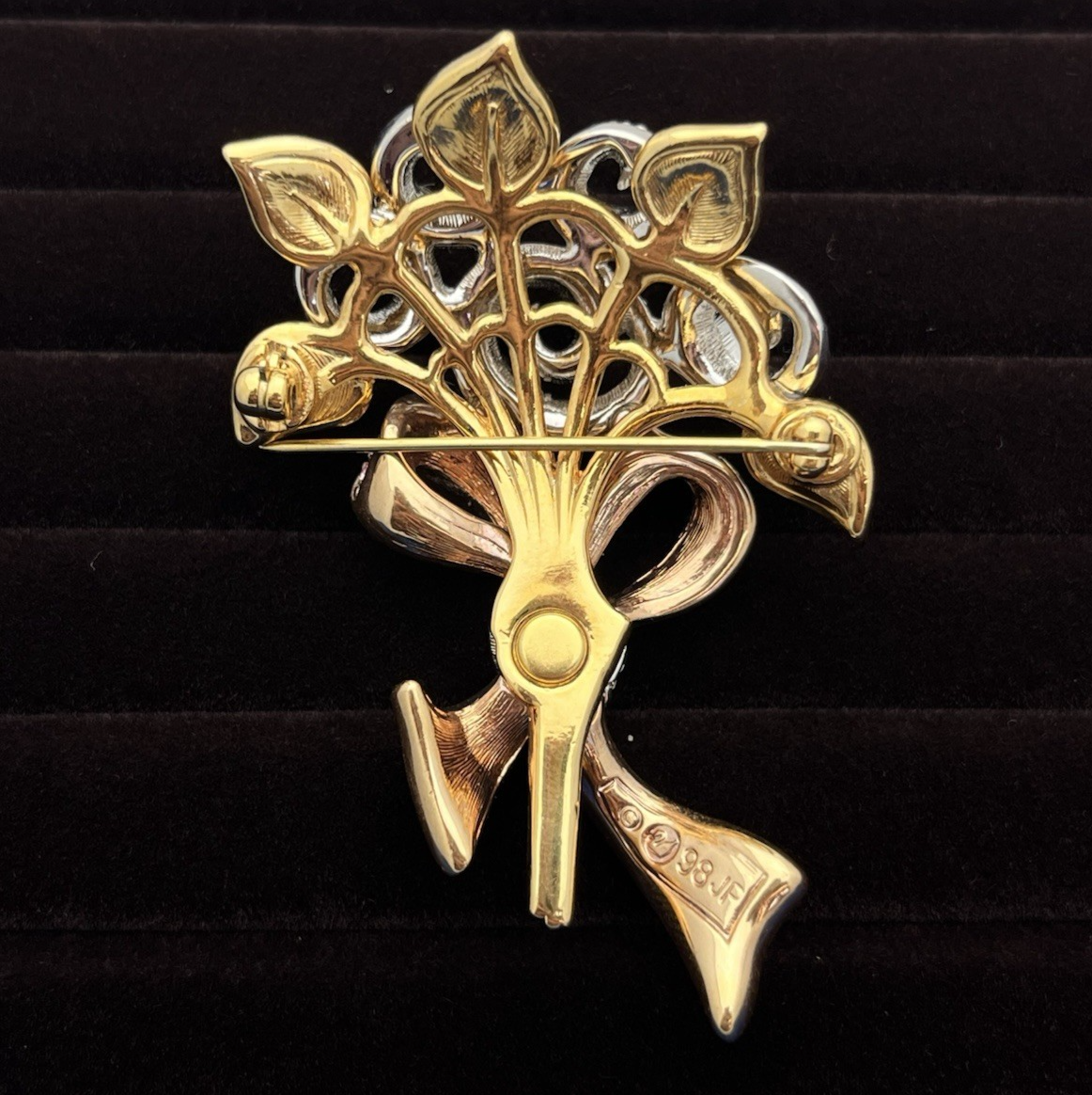 Swarovski Crystal Flower Bouquet Compassion Brooch Pin Retired JP 98