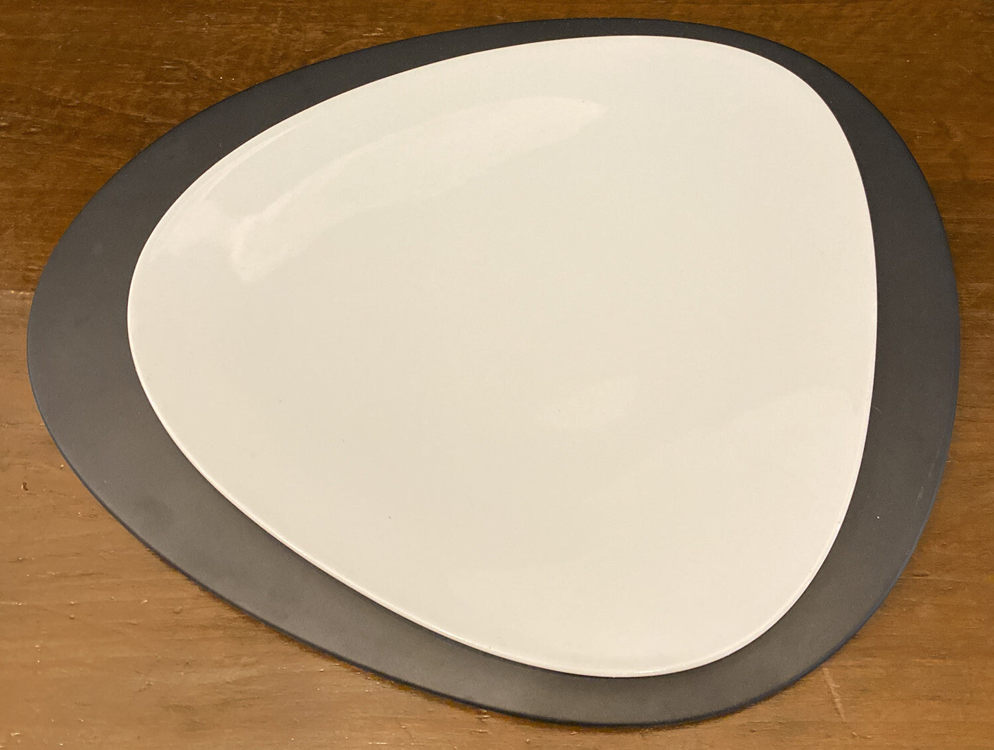 Alessi “Colombina” White Porcelain Dinner Plate & Black  Melamine Placemat