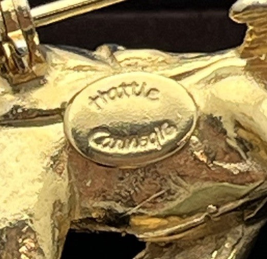 Rare Hattie Carnegie Cherub Brooch Pin Clutching lg Oval Faux Swivel Stone 1950