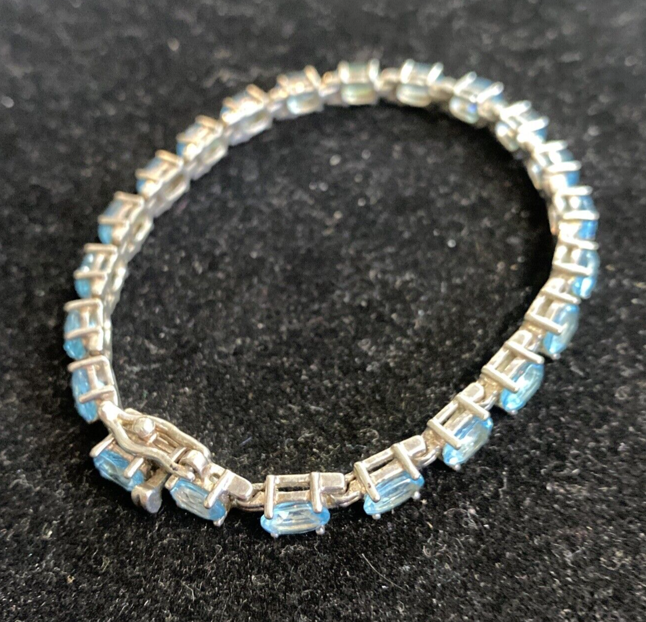 ALX Thailand Sterling Silver 925 22 Stones Blue Topaz Tennis Bracelet 12.3g 7.5"