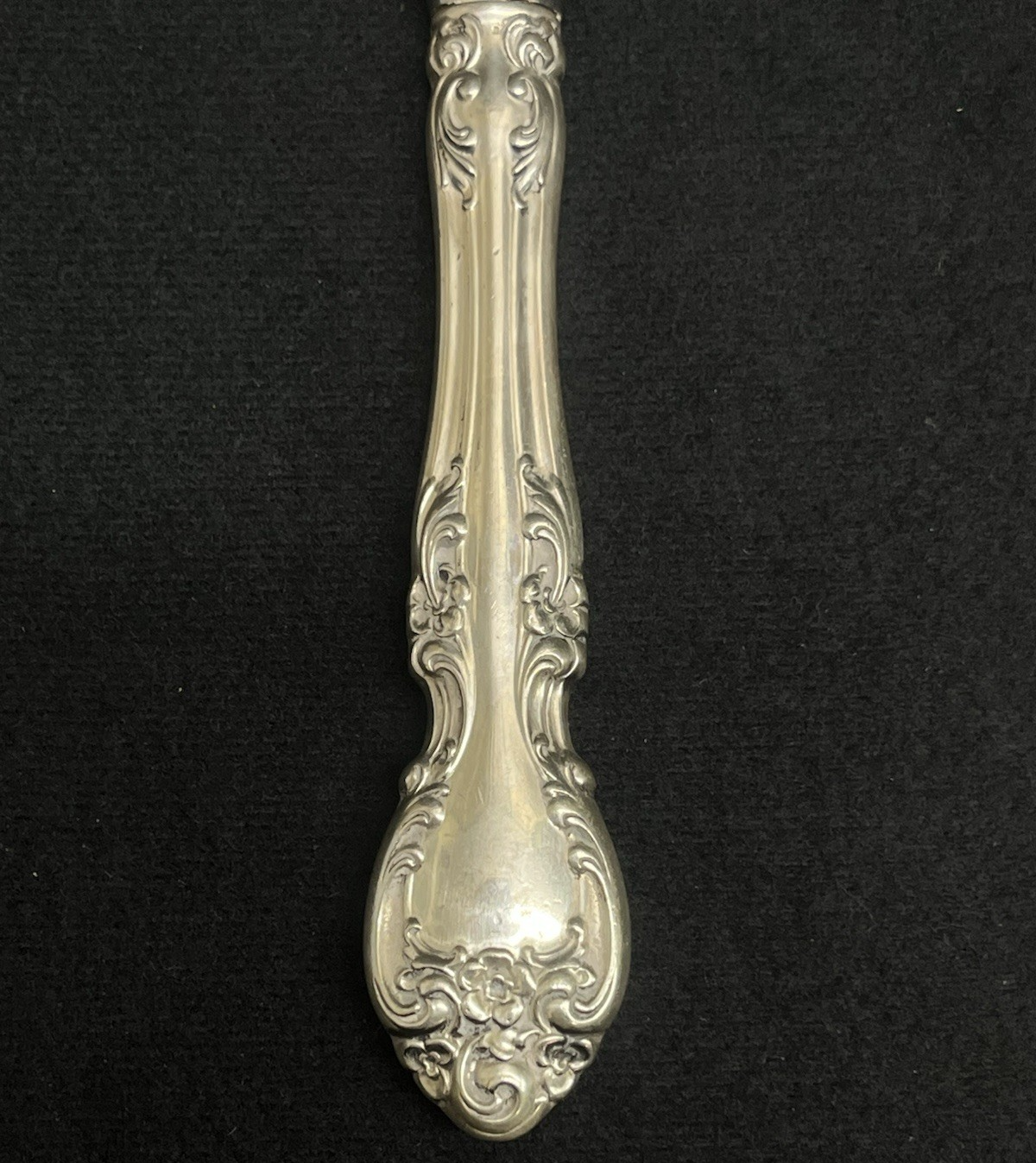 Melrose by Gorham 67.13g Sterling Place Size Knife 9 1/8 in "G" Gorham Mark