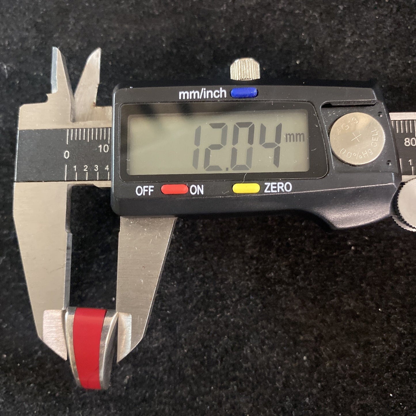 Sterling Silver 925 & Red Onyx Stud Earrings 5g