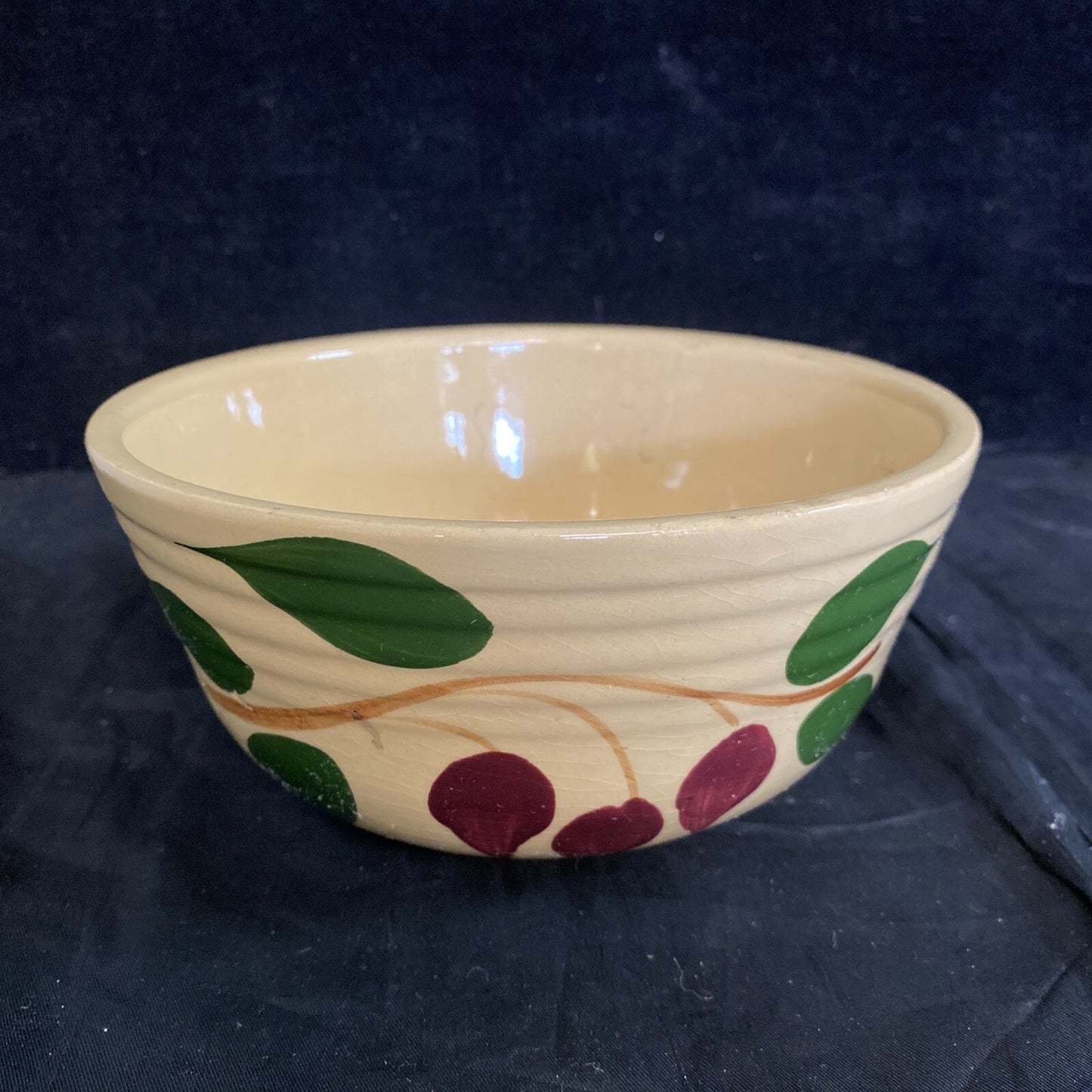 Watt Ware USA Apple and Red Bud Graduated Ribbed Bowl Set of 3