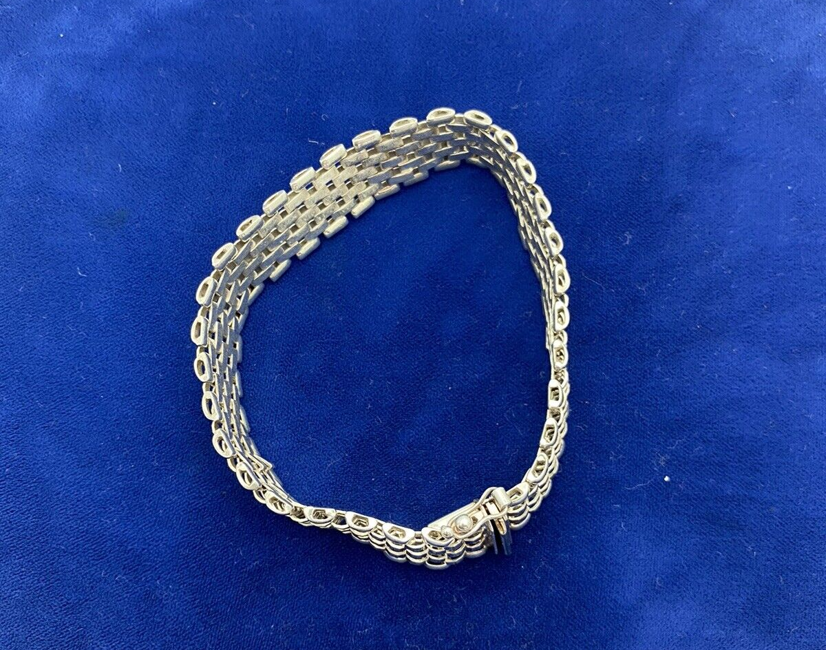 Vintage fine Italian sterling silver elegant link bracelet, Milor Italy, unique