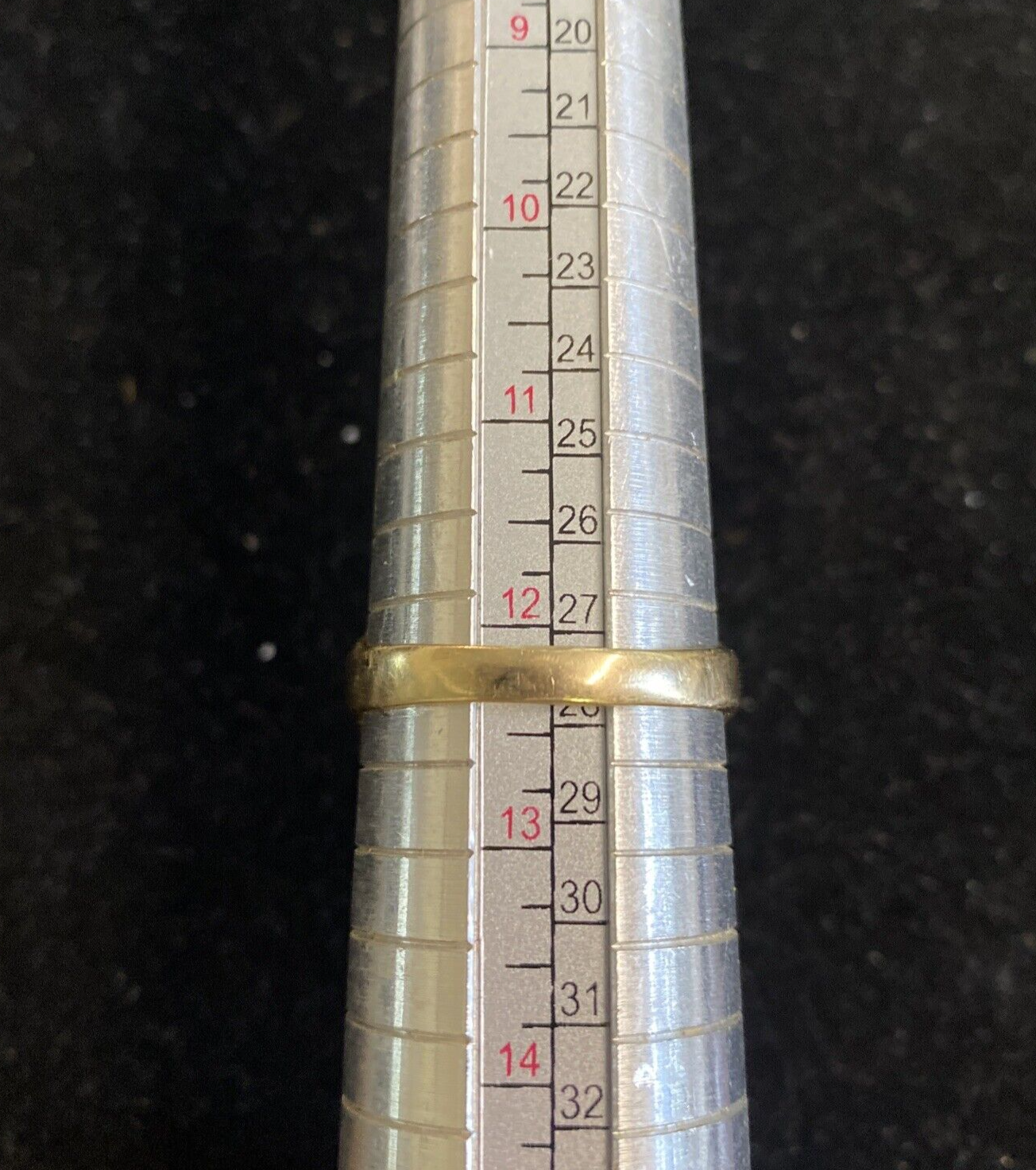 8G Men's 10k Yellow & White Gold .16cts Diamond TW Ring Size 12.25